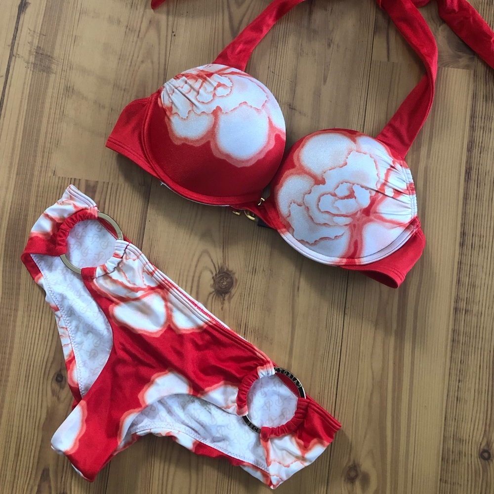 Victoria’s Secret Miraculous Bombshell Bikini